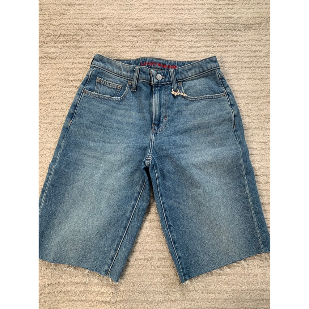 Lucky Brand Loose Bermuda Denim Shorts Jorts Med Wash Raw Hem 00/24 NWT